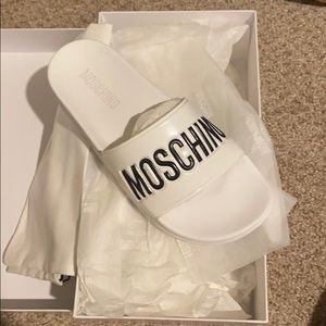 Moschino slides